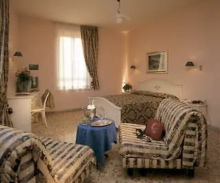 Hotel Ventura Rome 3*,